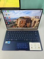 ASUS ZENBOOK UX333FA i5-8 GEN - Image 3