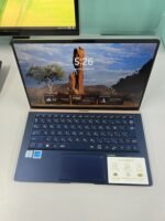 ASUS ZENBOOK UX333FA i5-8 GEN - Image 4